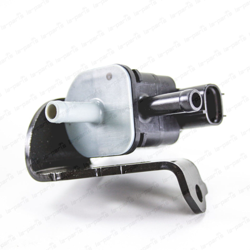 New Genuine OEM Toyota Lexus Vacuum Switching Valve Purge Solenoid 25860-31070
