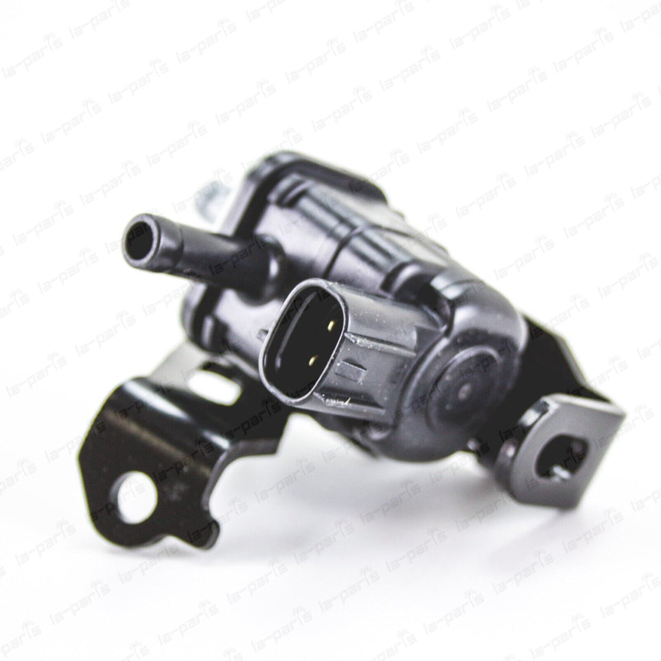 New Genuine OEM Toyota Lexus Vacuum Switching Valve Purge Solenoid 25860-31070