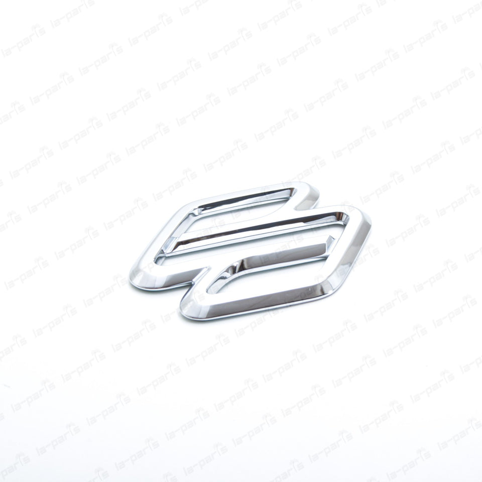 New Genuine OEM Suzuki 01-05 Grand Vitara XL-7 Front Emblem 77811-75F01-0PG2