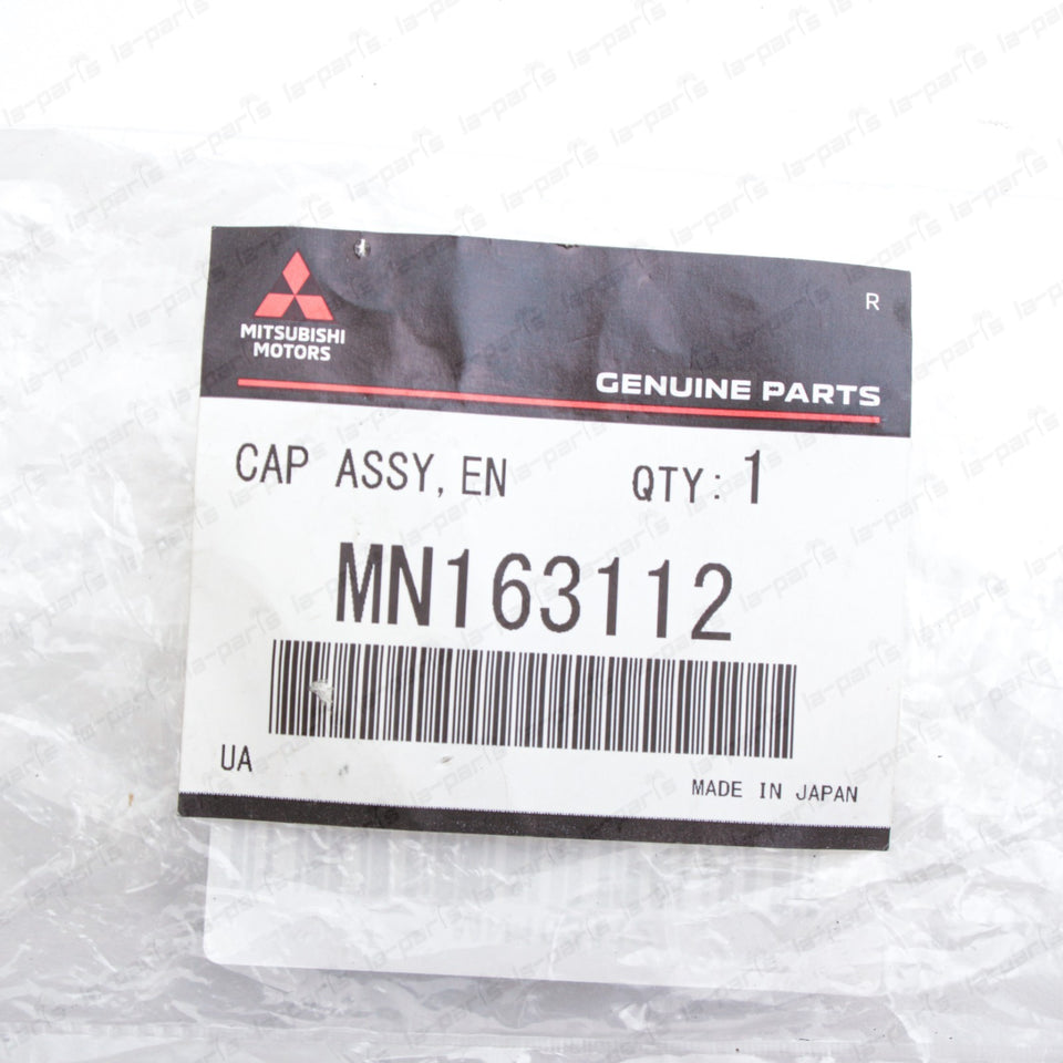 New Genuine OEM Mitsubishi 03-06 Lancer Evolution Engine Oil Filler Cap MN1631127