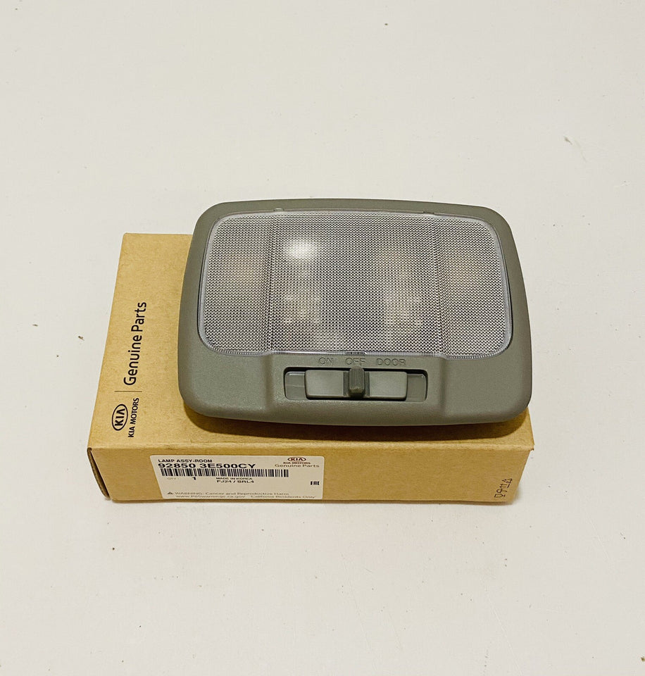 New Genuine 2007-2008 Kia Sorento Dome Lamp Dome Light Gray 92850-3E500CY8
