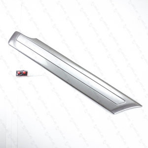 Genuine Toyota 00-07 Land Cruiser Passenger Quarter Panel Molding 75651-60180-B0