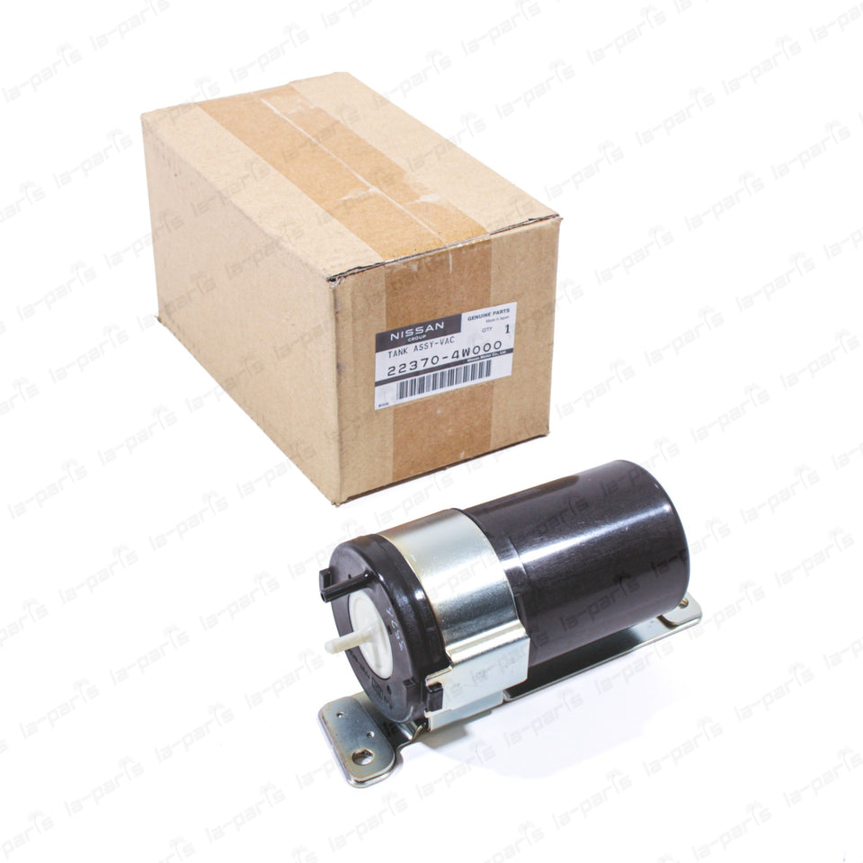 New Genuine OEM Nissan 00-02 Pathfinder QX4 Engine Vacuum Reservoir 22370-4W0000