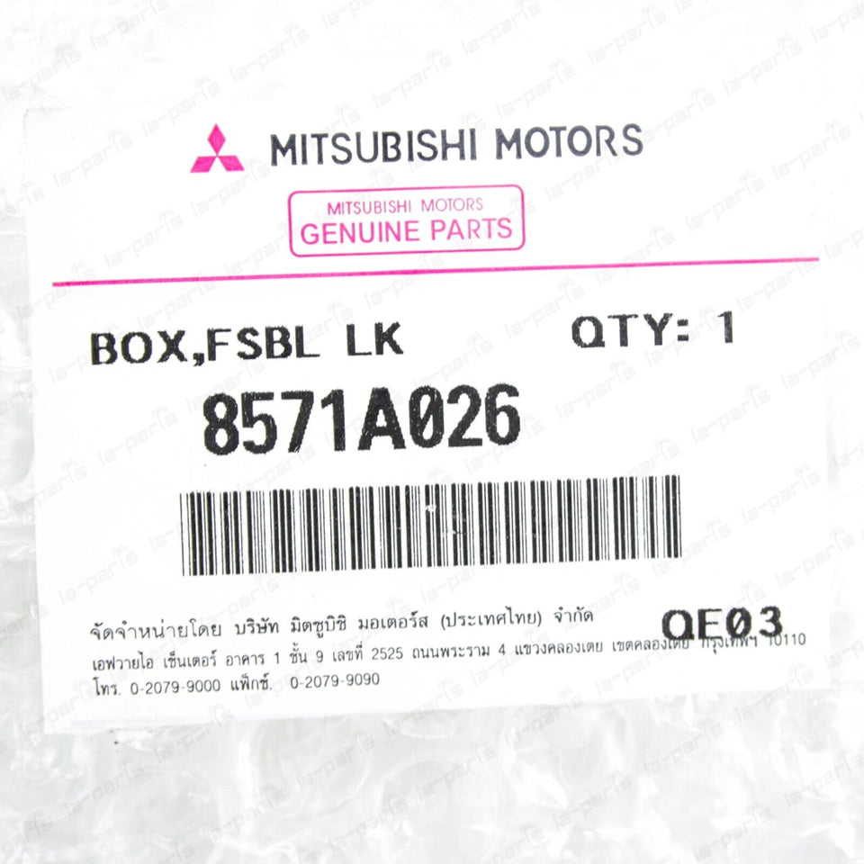 New Genuine Mitsubishi Box Fuse 8571A026 w (+) Battery Terminal SET