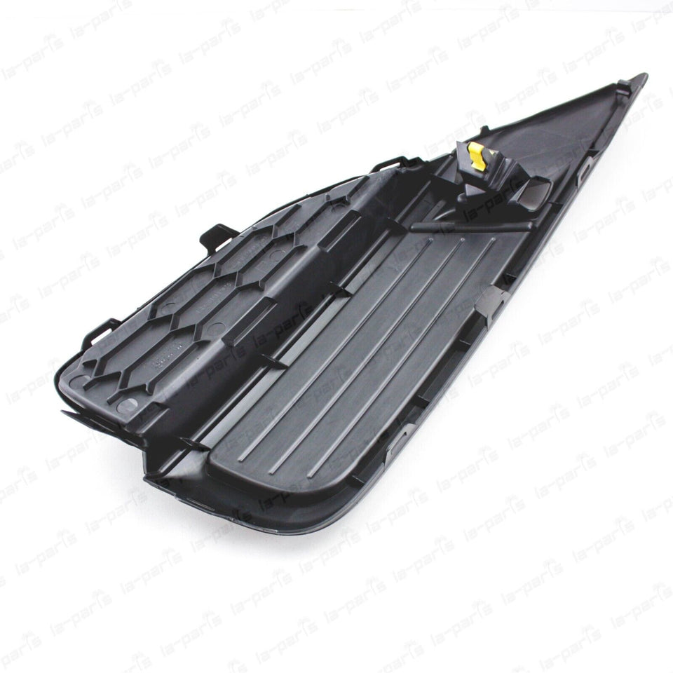 New Genuine Honda 15-16 CR-V Front Bumper Passenger Side Garnish 71104-T1W-A10