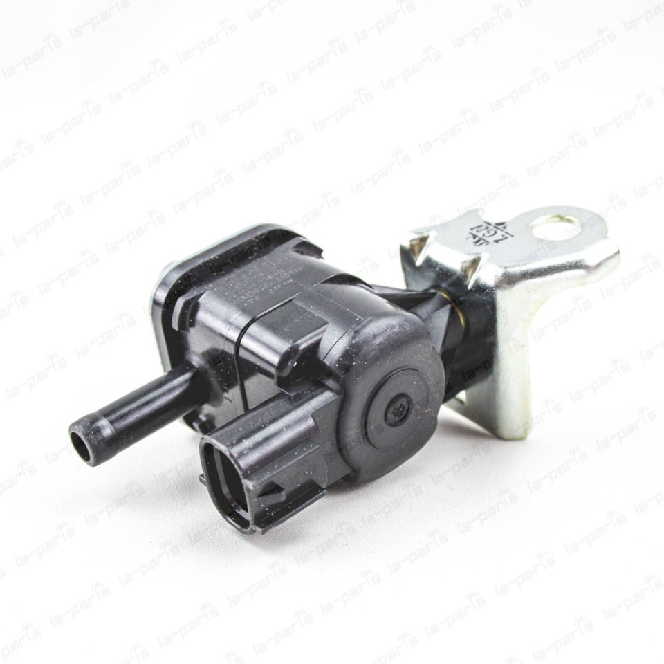 Genuine Toyota Sequoia Tundra Lexus GS IS ES Vacuum Switching Valve 25860-31060