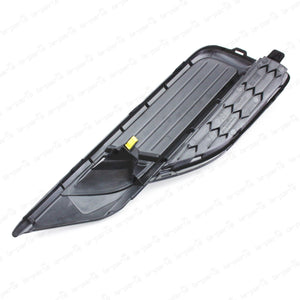New Genuine Honda 15-16 CR-V Front Bumper Passenger Side Garnish 71104-T1W-A10
