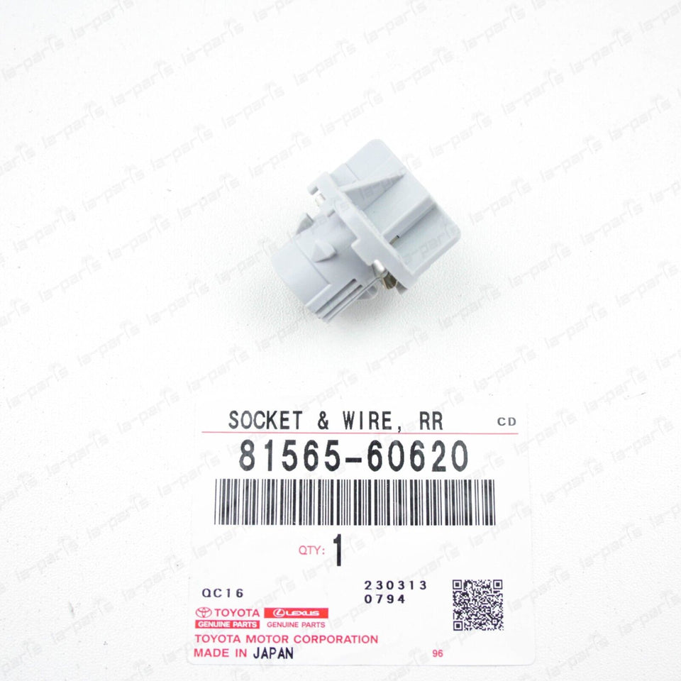 New Genuine Toyota LC 120 Prado Back Up Lamp Socket NO.3 81565-60620